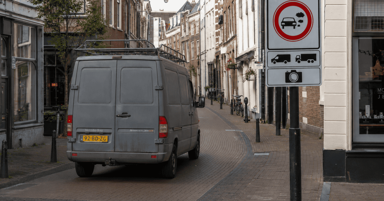 Nearly 19% of Rotterdam delivery vans could lose access to zero-emission zones from 2027, as the city moves towards cleaner logistics.